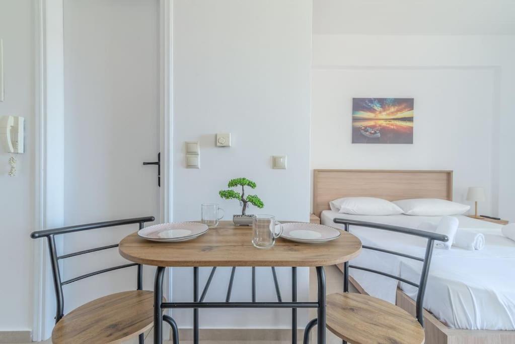 Urban Next 12 * Heraklion